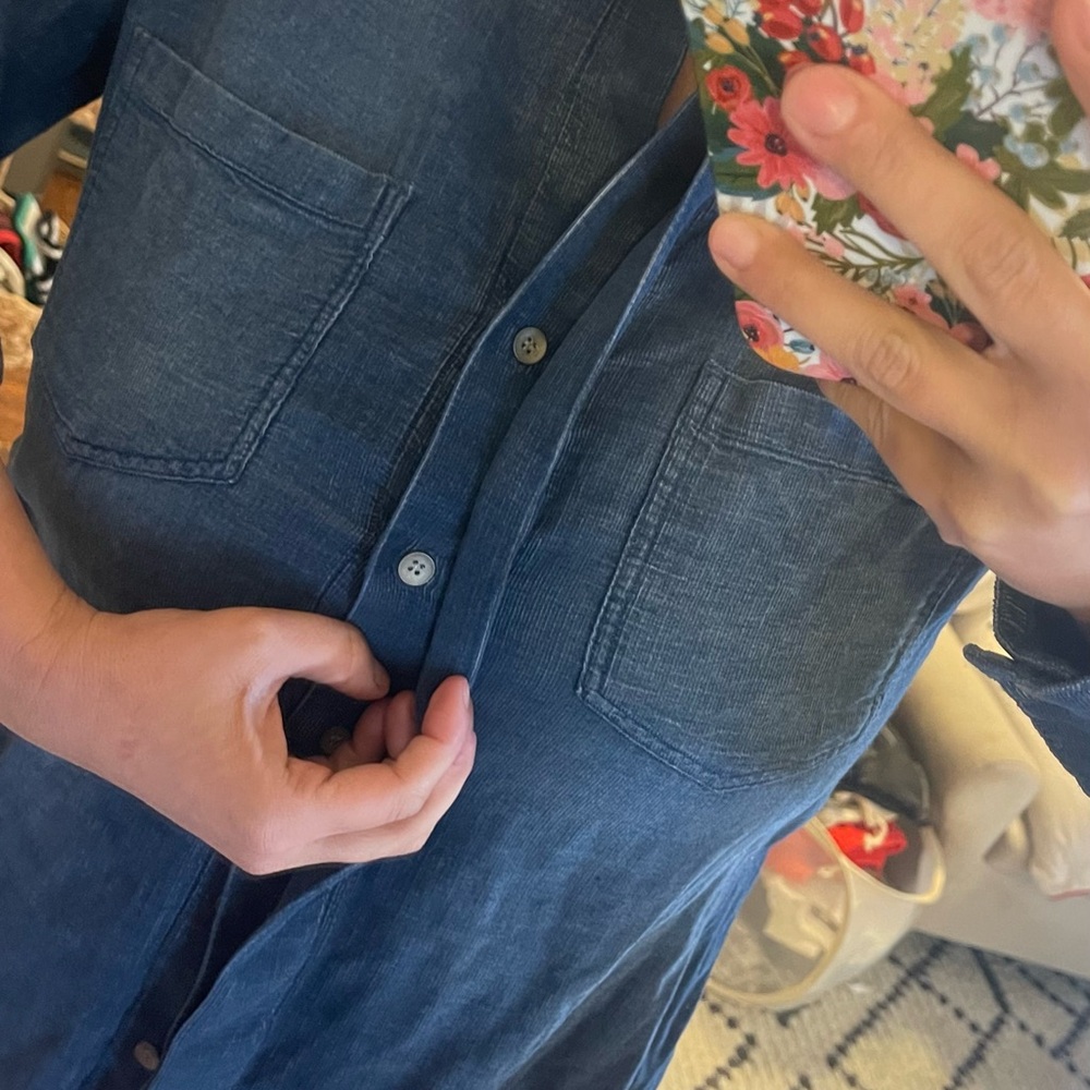 Cloth & Stone soft thin corduroy shirt! - Picture 6 of 7